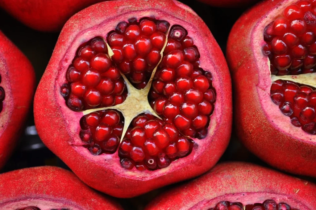 Warum ein hoher Vitamin-D-Wert im Kinderwunsch so wichtig ist! 11 161 pomegranate 3383814 1280