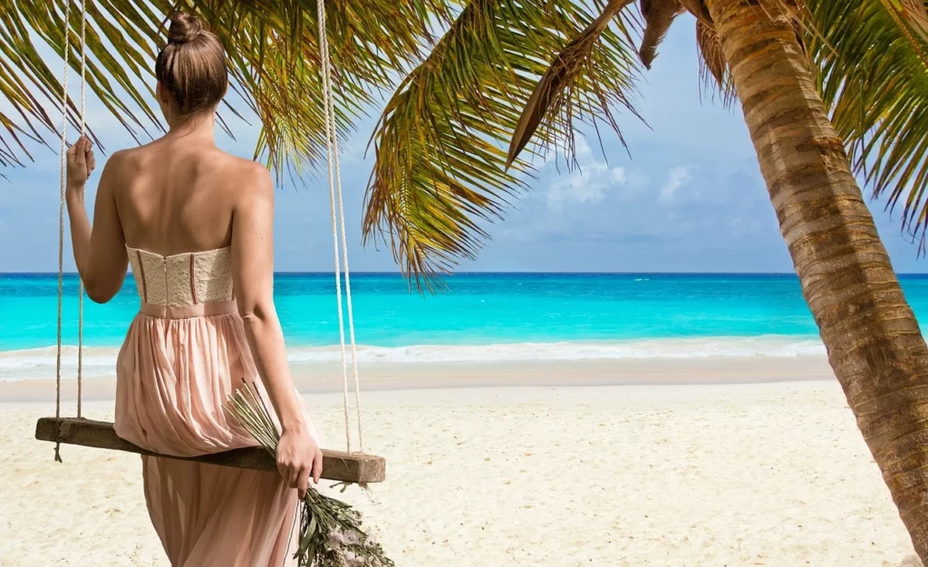 Urlaubszeit!!! Sei gut zu dir selbst denn dich selbst hast du immer dabei – auch im Urlaub 😊 6 183 beach 2858720 1280